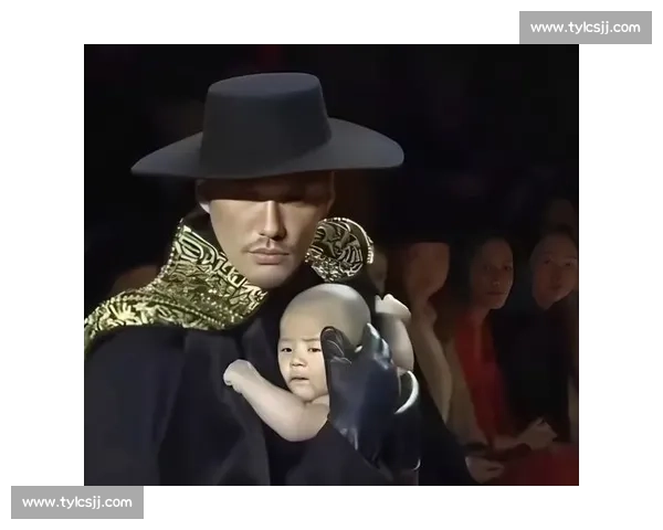 巡霄机器人献花胡兵：科技 T 台的暖心交互