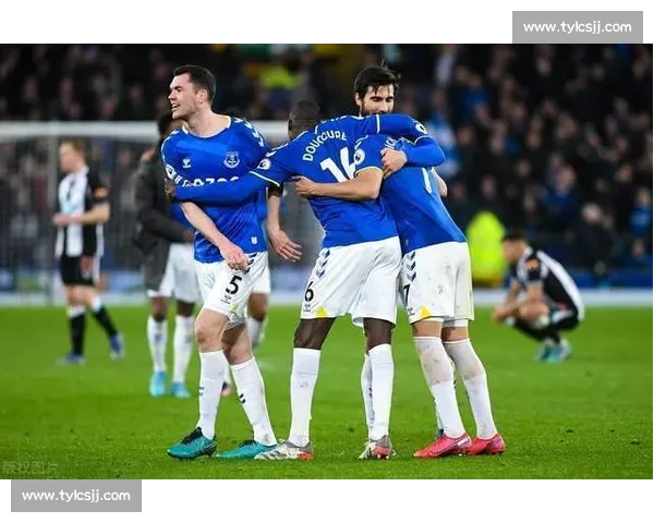 弗兰克 VAR 争议后读秒绝杀!坦言 以为时间耗尽,绿城 2-2 逼平双冠王 弗兰克 VAR 争议后读秒绝杀!坦言 以为时间耗尽,绿城 2-2 逼平双冠王